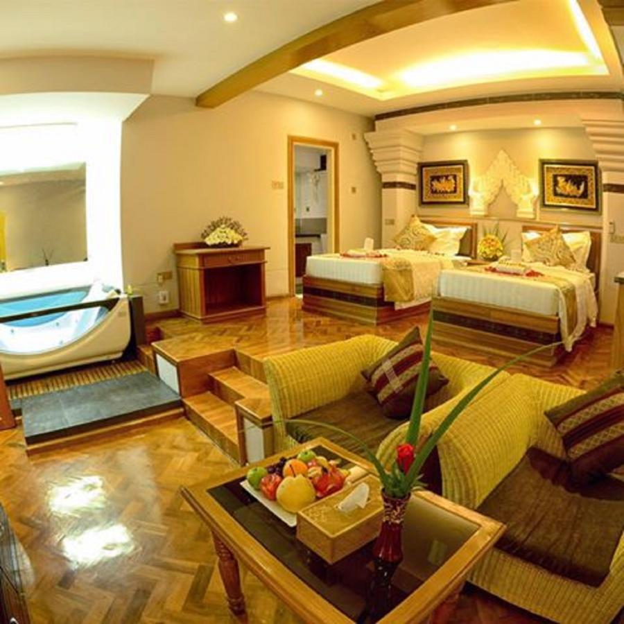 Shwe Taung Tan Hotel - Lake View Monywa Ngoại thất bức ảnh
